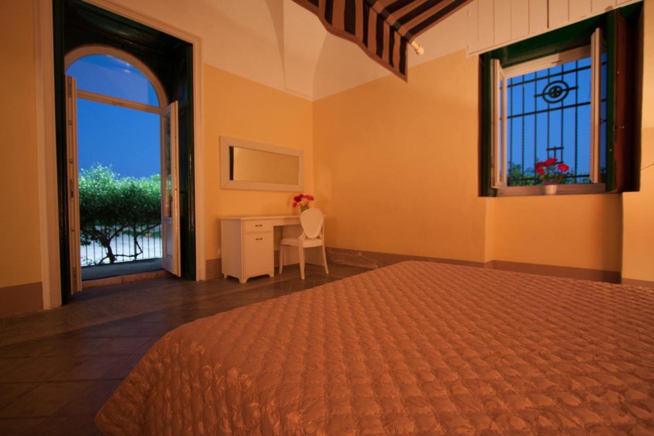 Hotel Torre Del Mare Ispica Exterior foto